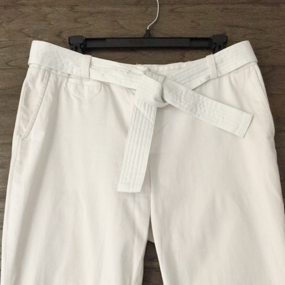 LIZ CLAIBORNE White Cropped Pants - Picture 2 of 3
